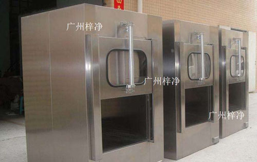 傳遞窗廣泛應(yīng)用于微細(xì)科技、生物實(shí)驗(yàn)室、制藥廠、醫(yī)院、食品加工業(yè)、LCD、電子廠等等一切需要空氣凈化的場所。